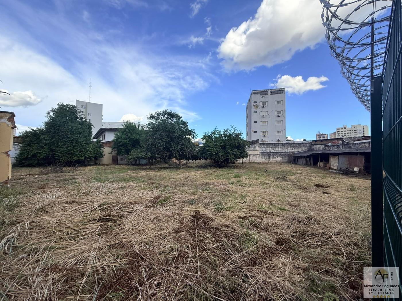 Terreno, 1046 m² - Foto 1