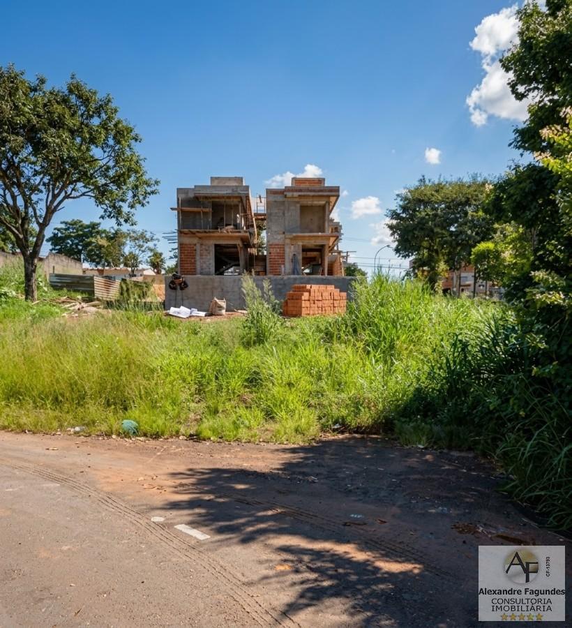 Terreno, 420 m² - Foto 2